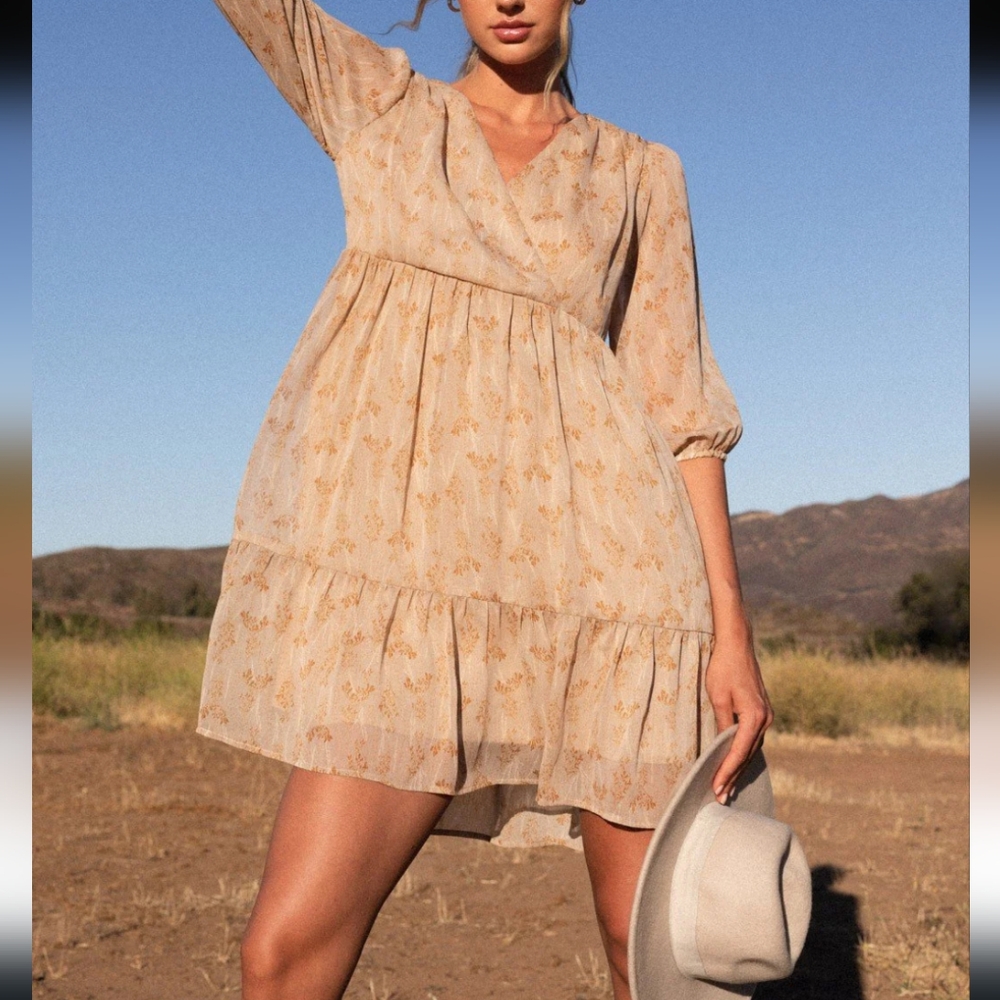 Gilli Babydoll Dress SZ.L NWT